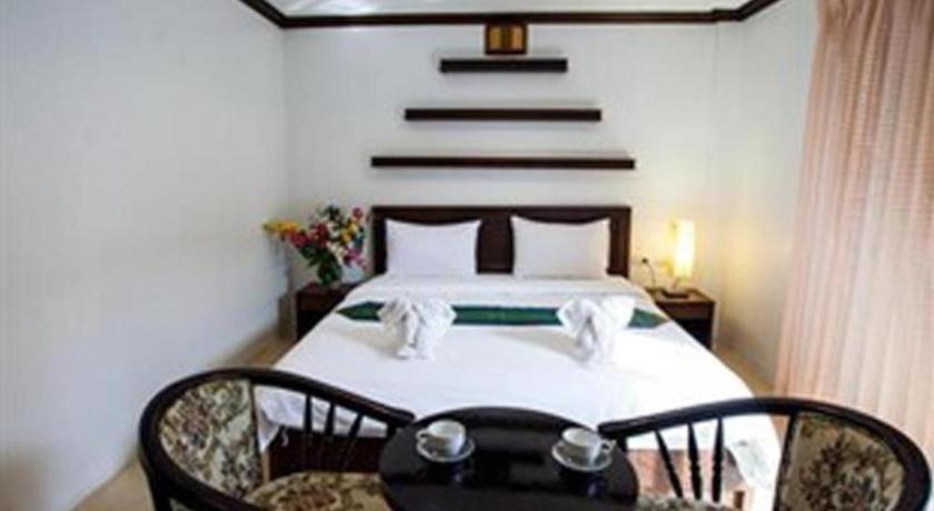 Triple Rund Place Hotel Patong Kültér fotó