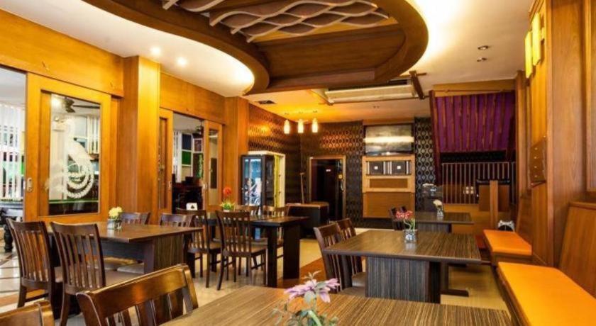 Triple Rund Place Hotel Patong Kültér fotó