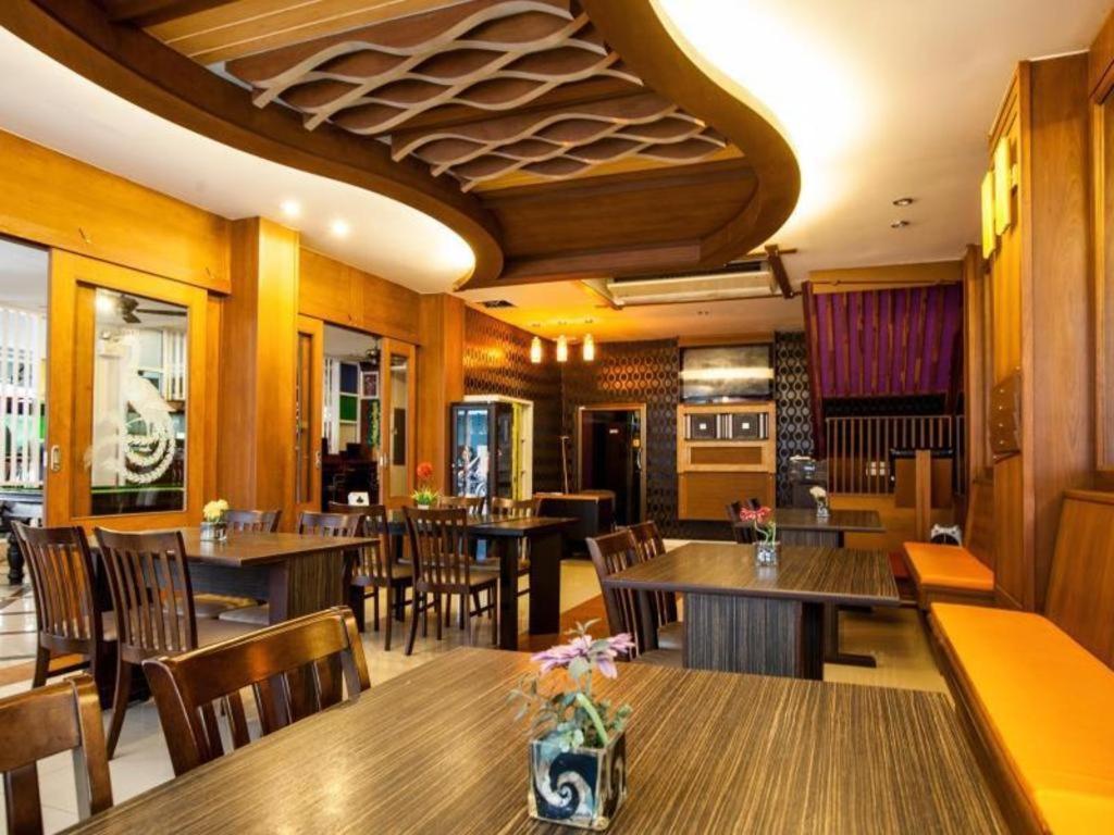 Triple Rund Place Hotel Patong Kültér fotó